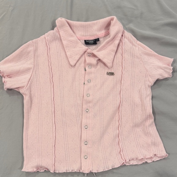None Tops - Elegant Light Pink Button Down Shirt